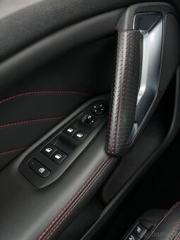 Peugeot 308 2021 - 12
