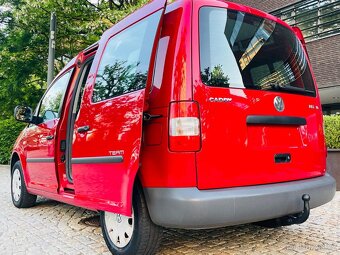 Volkswagen Caddy 1.6i BENZÍN 75KW MANUÁL TAŽNÉ - 12