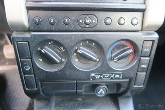LAND ROVER FREELANDER 2.0 TDi 82kW, BEZ KOROZE - 12