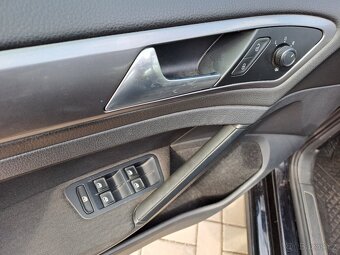 VW Golf 7 Variant 1.6 TDI 81 KW  117.000 km man.6 kvalt - 12