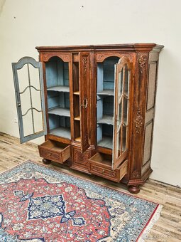 Vyřezávaná lutyšská dubová knihovna z 19. století - 12