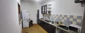 Multifunknční areál - dílny, kanceláře, byty - 12