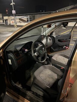 Škoda Fabia elegance 1.4 benzin - 12