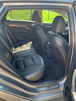 Hyundai i40 - 12