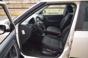 Škoda Fabia 1.6 TDI CR 66kW AMBIENTE/FACE/ - 12