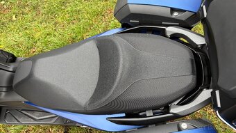 Honda Forza 125 modrá Pacific - 12