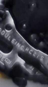 Stolní křišťálové hodinky. - 12