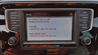 Passat 2,0 tdi R-line, Led, Webasto, 132tkm, servis VW - 12
