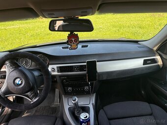 Bmw e91 318D 90kw - 12