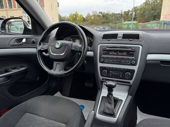Škoda Octavia II Elegance 1.6TDI 77kW DSG  2011 PERFEKTNÍ - 12