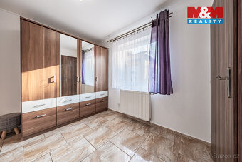 Prodej rodinného domu v Radonicích u Prahy, ulice Příčná - 12