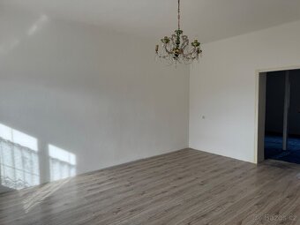 Domov i byznys pod jednou střechou.“ - 12