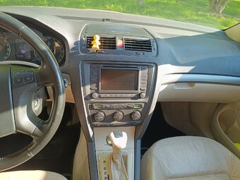 Prodám Škoda octavia 2 combi 1.6FSI AUTOMAT - 12