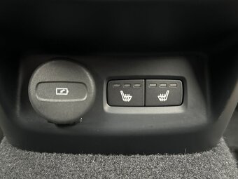 Polestar 2 (Volvo) 2021 DMLR PILOT+ 300kW 78kWh 14xxxxkm - 12