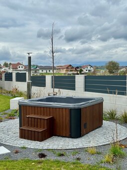 Čtvercová koupací káď (s místem k ležení) - 12