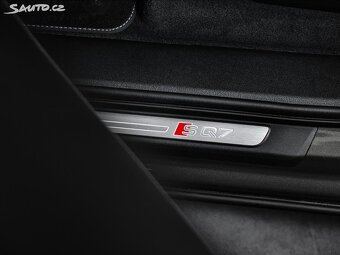 Audi SQ7 7mist - 12