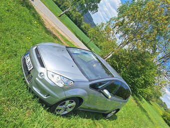 Ford S-max 2.2 - 12