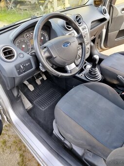 Ford fiesta 1,4 59kw - 12