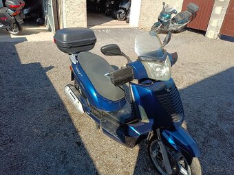 Kymco People 250 Cz doklady v ceně - 12
