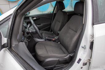 Opel Astra Sport Tourer ST 1.6 CDTI, Nová STK - 12