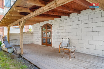 Prodej rodinného domu, 276 m², Horní Police, ul. 9. května - 12