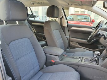 VW Passat B8 GTE Variant 1.4eTSI eHybrid 160kW DSG Virtual - 12