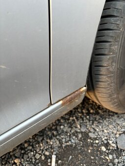 Vw Golf 5 1.9 TDi 66kW - 12