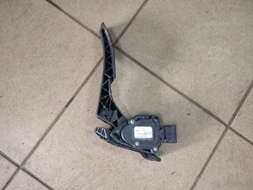 Díly Astra J - 2010-2012 - 12