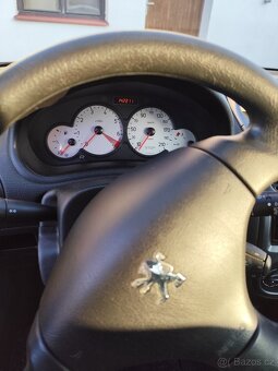 Peugeot 206 1.4 16V, 143 000 km, 2. majitel, STK 1/2026 - 12