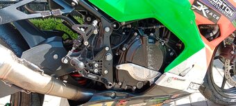 Prodám závodní Kawasaki ninja 400 - 12