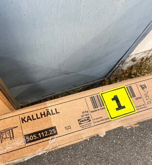 KALLHÄLL Stůl se skl. deskou a úl. prostorem nový - 12