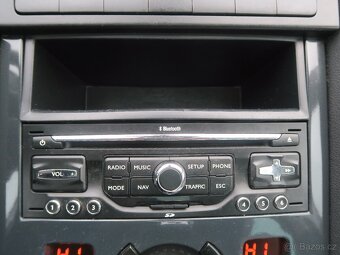 Peugeot 5008 2.0 HDI 120kW CZ SERVISKA 2.MAJITEL - 12