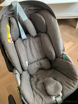 Autosedačka Cloud Z2 i-Size Plus 2022 + Isofix (otočná zákla - 12