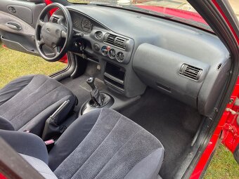 Ford Escort 1,6 16V - 12