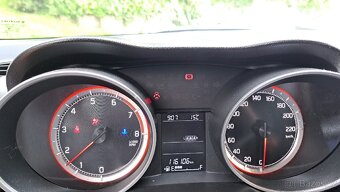 Suzuki Swift allgrip 4x4 2017 115.000 km nová STK - 12