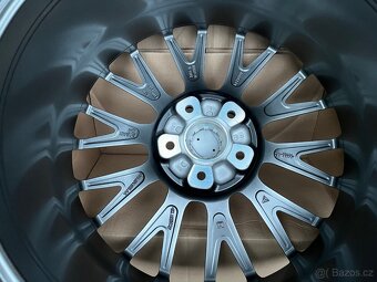 PORSCHE PANAMERA alu kola 21" nové, originál  - 12