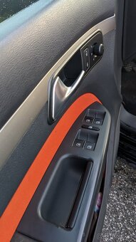 Volkswagen Touran 2.0 TDi Cross 103 kW 7MÍST, RV 4/2008 - 12