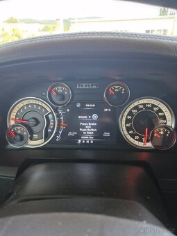 Dodge Ram Sport 5,7 4x4 - 12