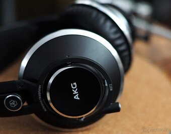 SONY ES CHAMPAGNE SET včetně nových sluchátek AKG K 872 - 12