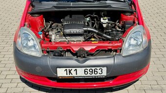 Toyota Yaris //1.0VVT-i//50kW//2.MAJ//ČR//SERVIS// - 12