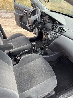 Ford Focus 1.8 TDCI Ghia - 12