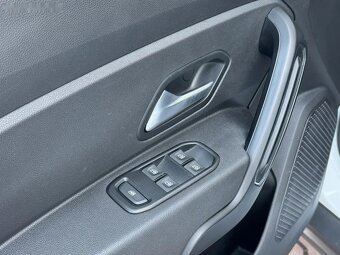 Dacia Duster, 4WD, ČR, 1. majitel - 12