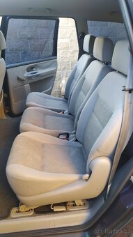 Ford Galaxy 2.3i 107kW, 7 míst - 12