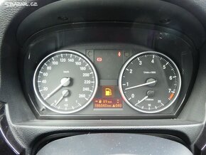 BMW 320i 125kW Xenony,PDC - 12