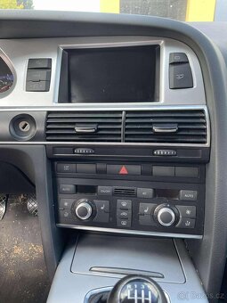 Audi A6 - 12