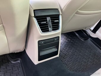 Octavia 2.0TDi canton DSG nez. topení TZ pano FULL HISTORIE - 12