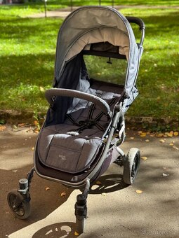 Prodám kočárek Valco Snap 4 - 12