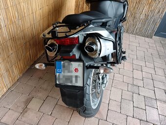 Motonadily aprilia etv1000 2007 top dily stav - 12