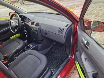 Škoda Fabia - 12
