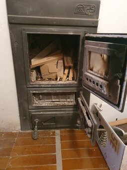 Krbová litinová kamna - 12